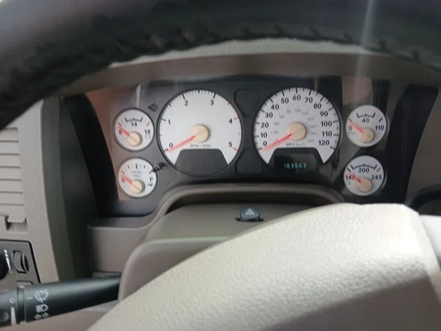 Used 2007 White Dodge Laramie image 49