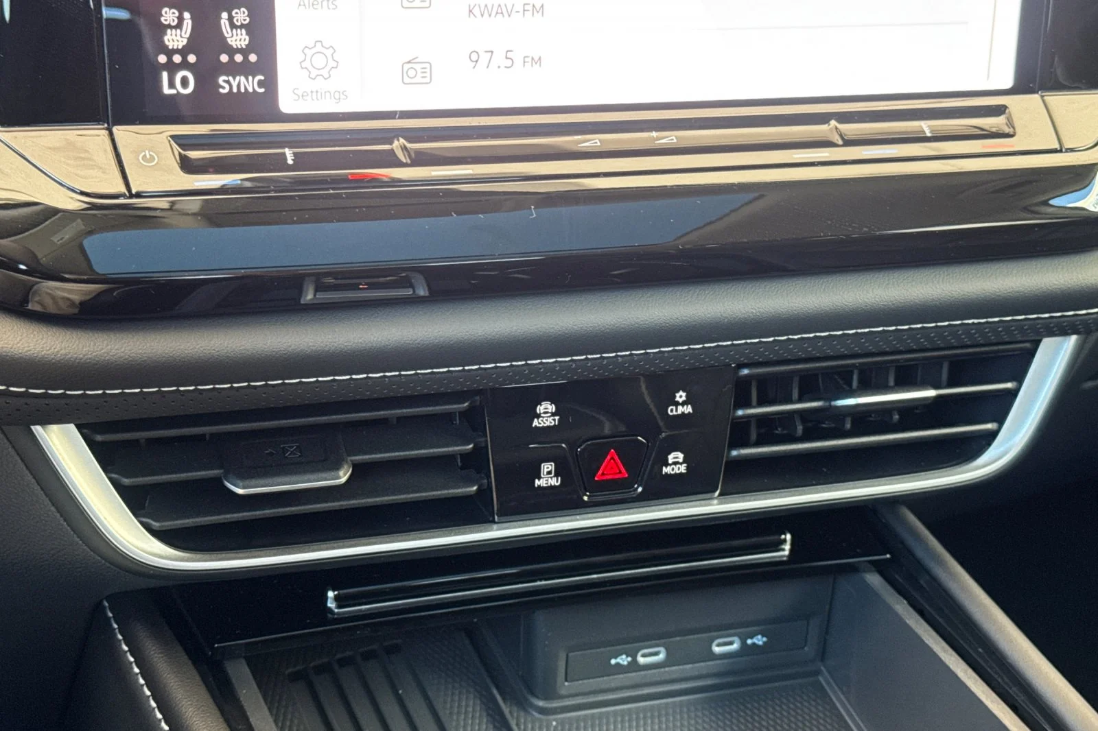 New 2026 White Volkswagen 2.0T SEL Premium R-Line image 20