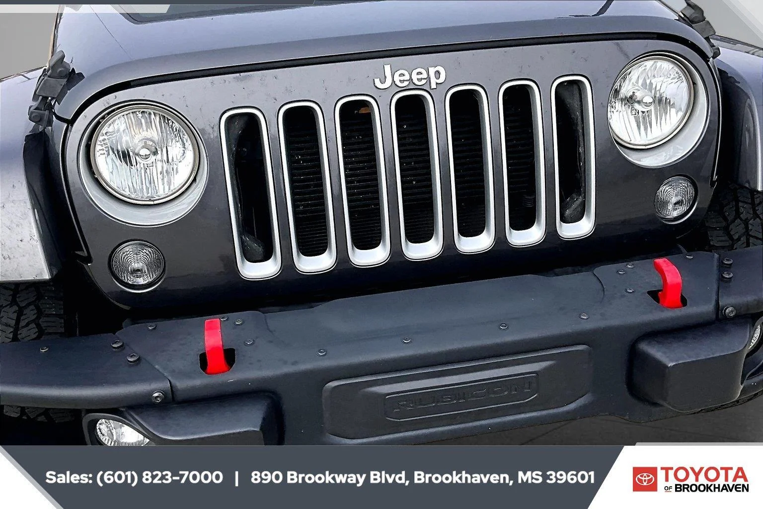 Used 2016 Granite Crystal Metallic Clearcoat Jeep Sahara image 21