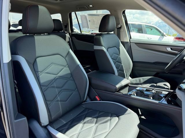 New 2026 Deep Black Volkswagen 2.0T Peak Edition image 33