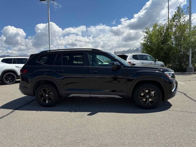 New 2026 Deep Black Volkswagen 2.0T Peak Edition image 2