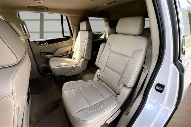 Used 2019 White GMC Denali image 25