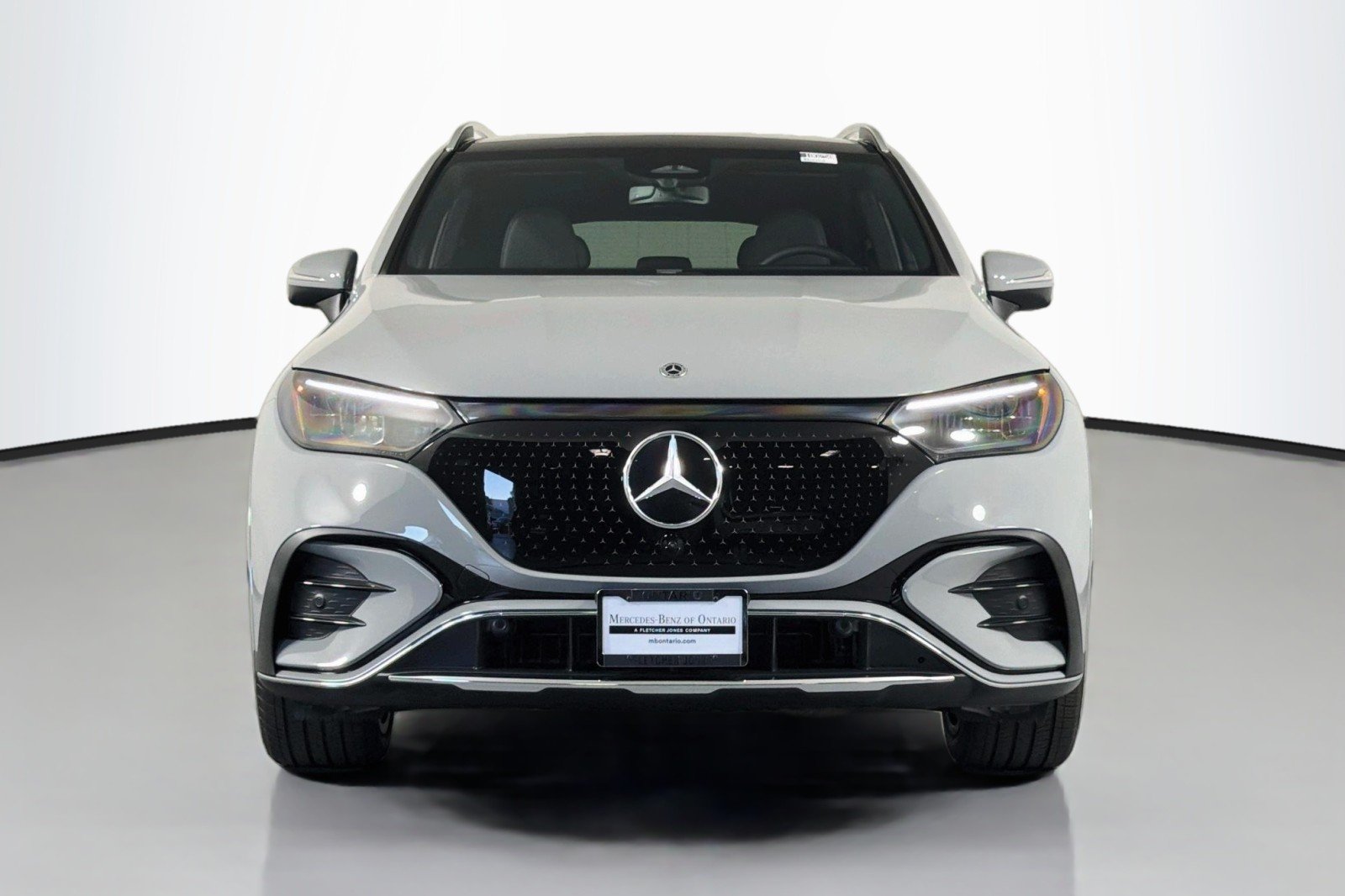 New 2027 MANUFAKTUR Alpine Grey Mercedes-Benz EQE 320+ SUV image 2