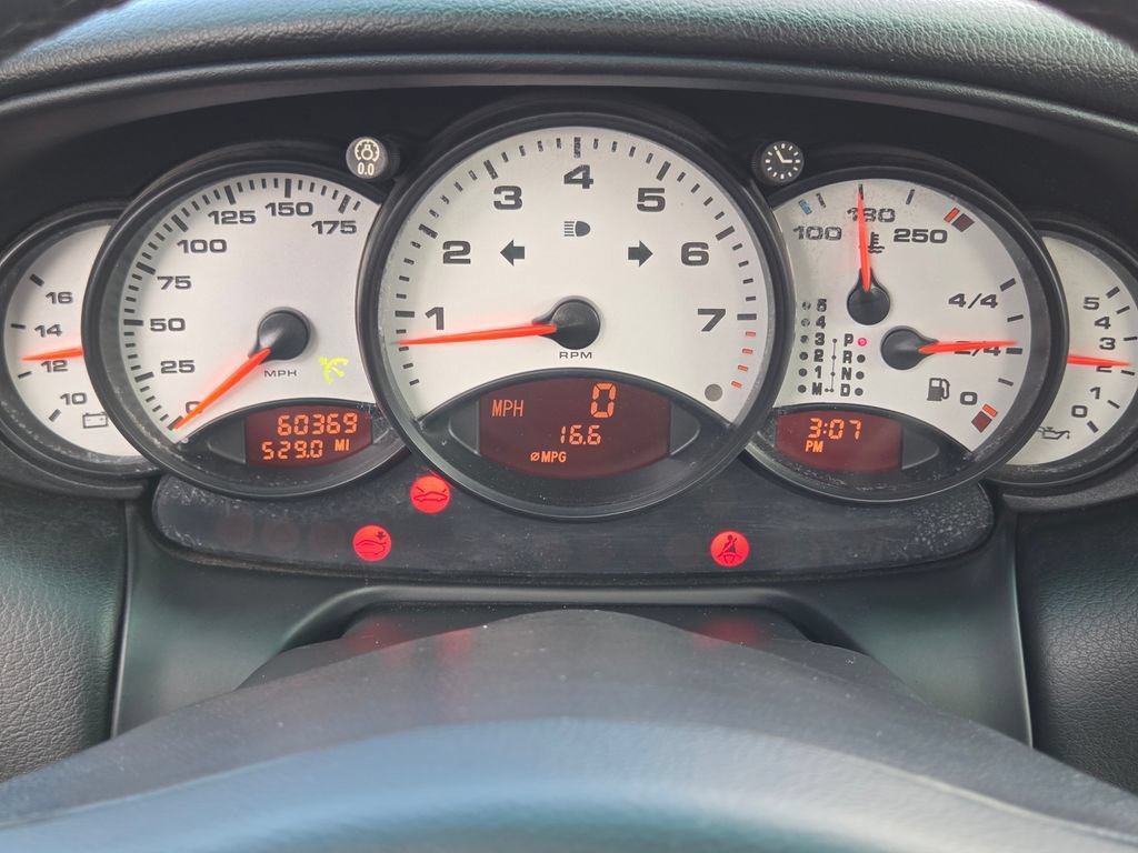 Used 2001 Arctic Silver Metallic Porsche Carrera image 31