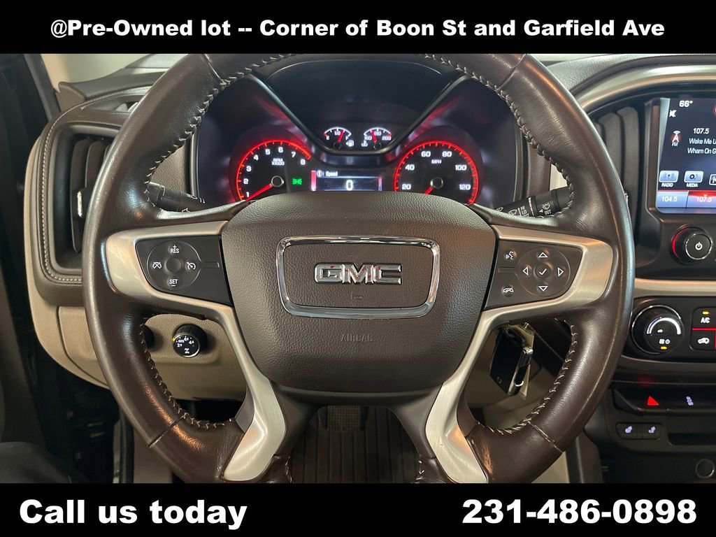 Used 2016 EMERALD GREEN METALLIC GMC 4WD SLT image 20