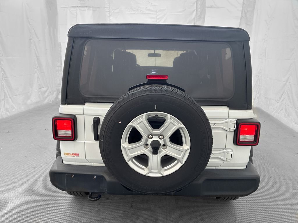 Used 2022 White Jeep Unlimited Sport S image 6