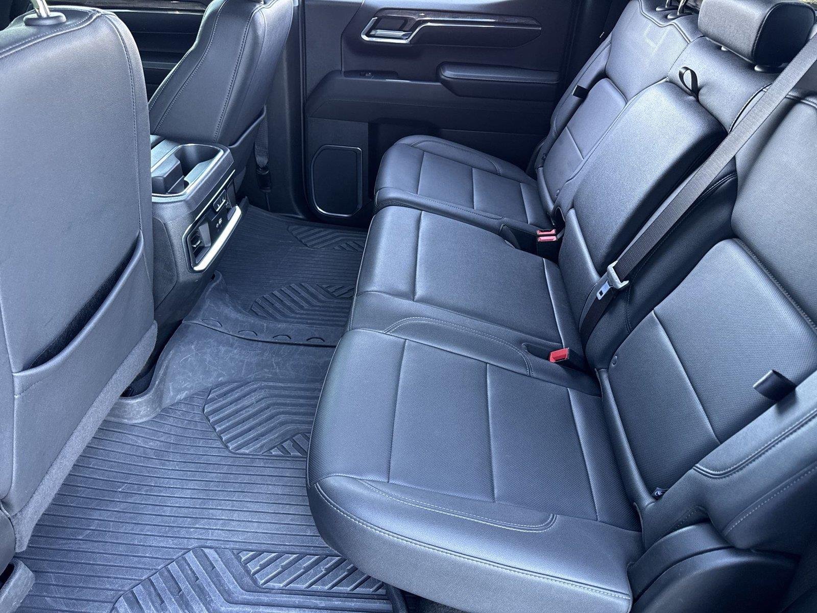 2024 Chevrolet Silverado 1500 LTZ - Photo 30