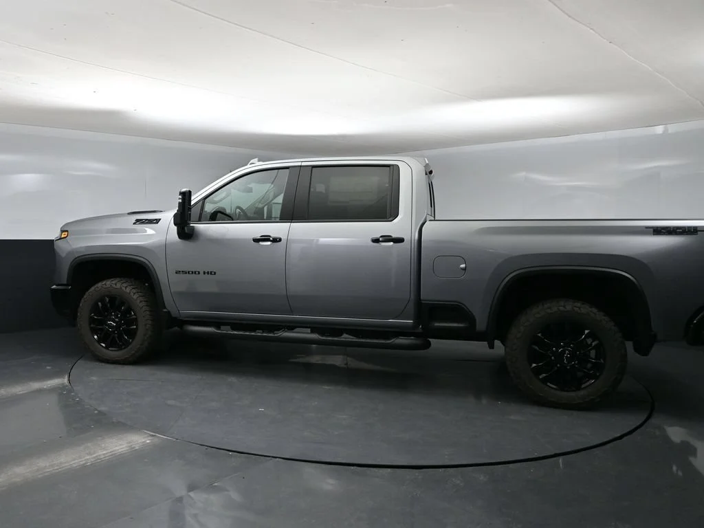 2026 Chevrolet Silverado 2500 HD LTZ - Photo 4