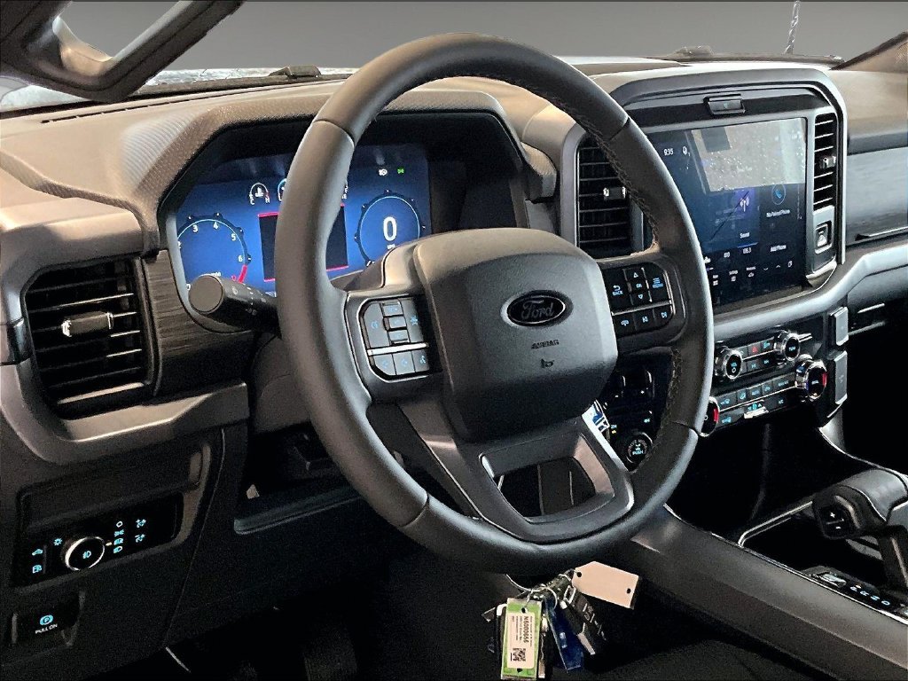 New 2026 Agate Black Metallic Ford XLT image 9