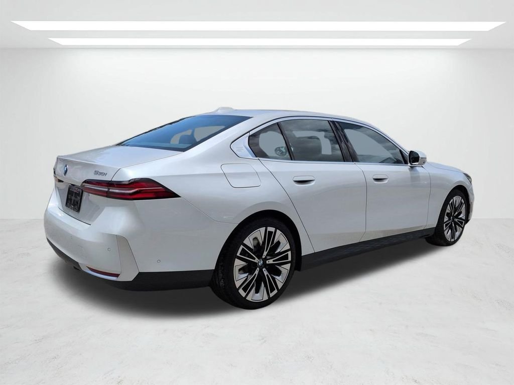 New 2027 Mineral White Metallic BMW 530i image 4