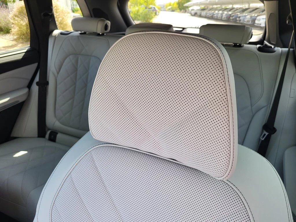 New 2026 Skyscraper Grey Metallic BMW xDrive50e image 14