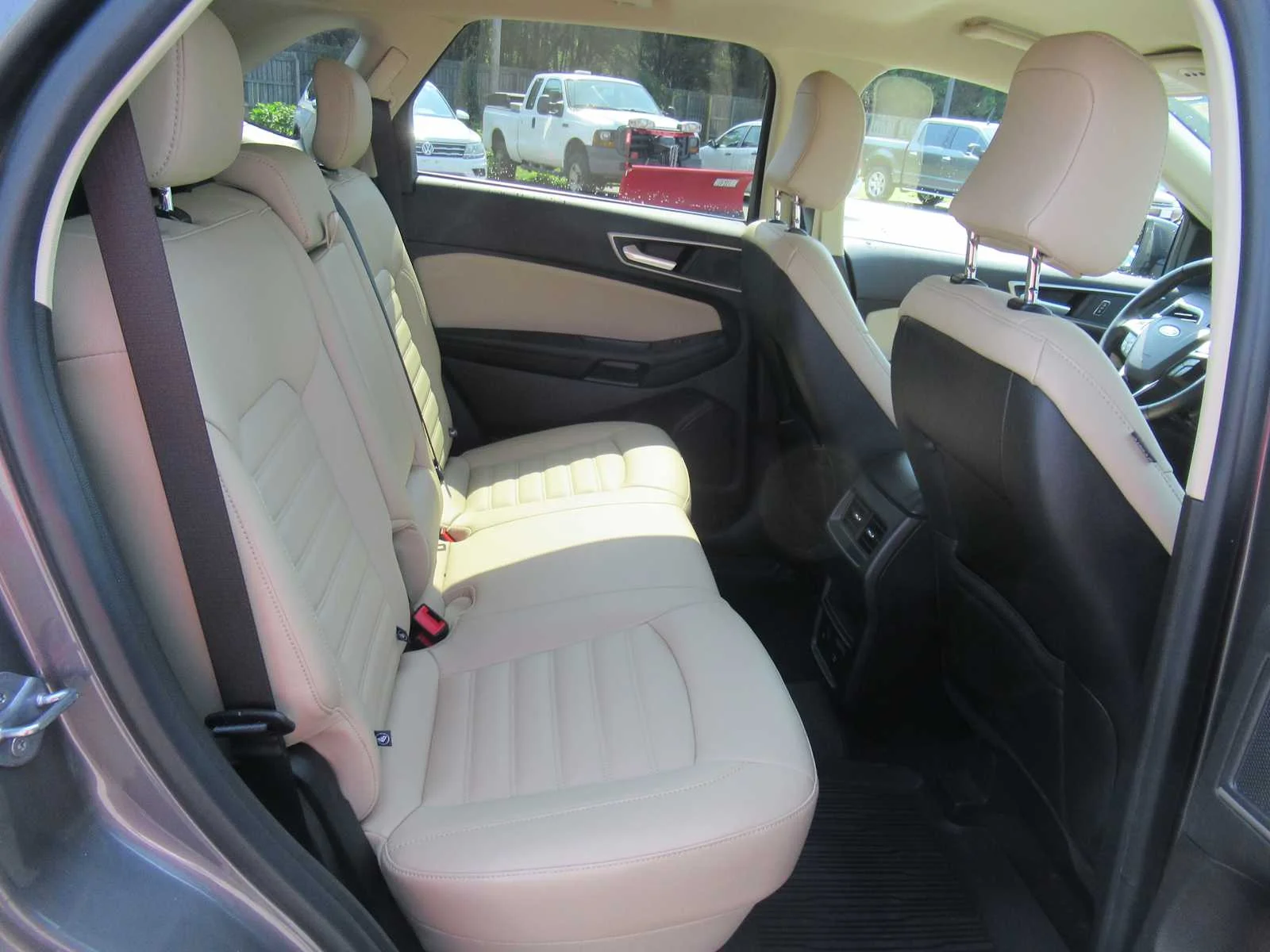 Used 2024 Carbonized Gray Ford SEL image 16