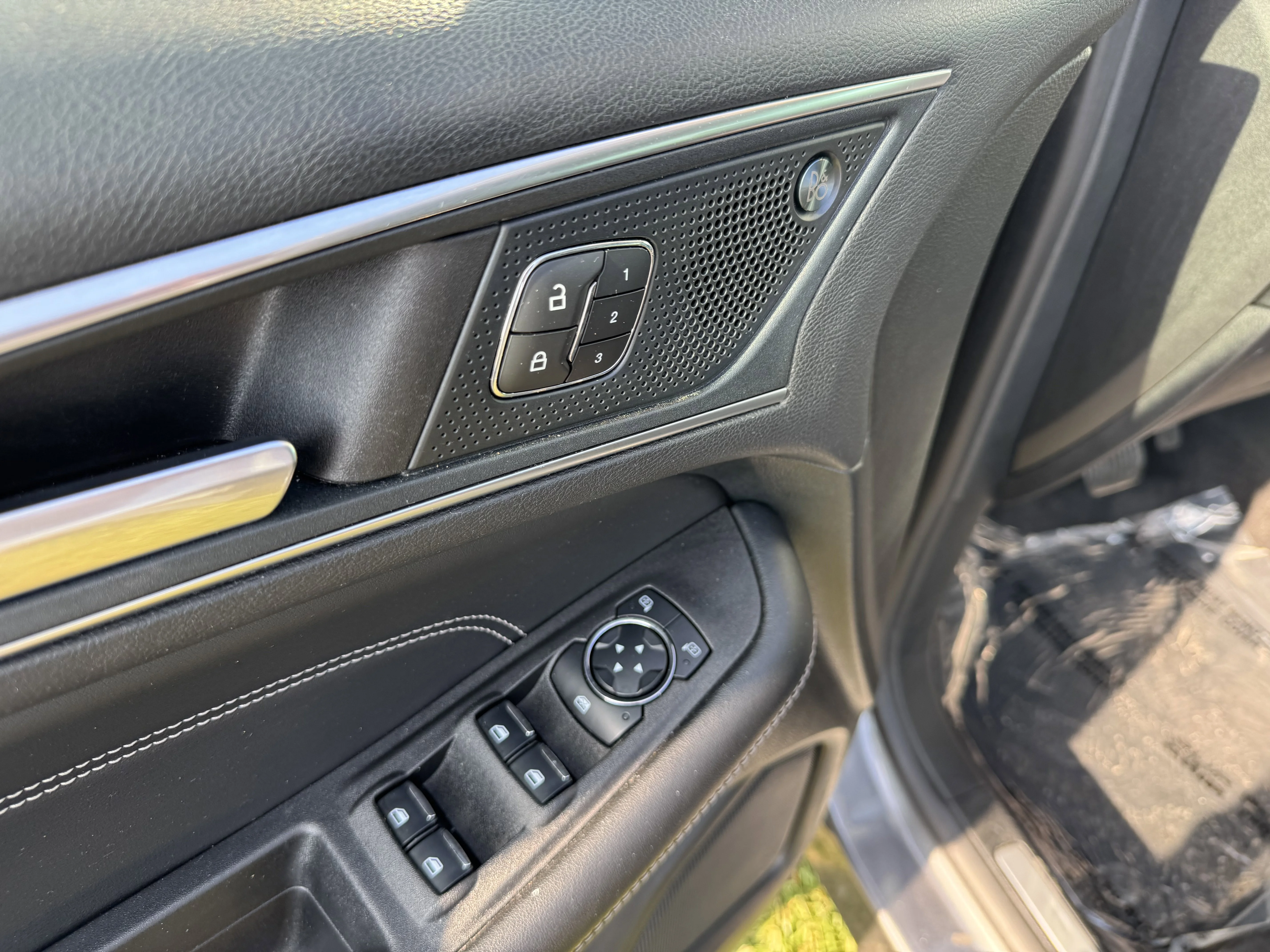 2024 Ford Edge Titanium - Photo 11