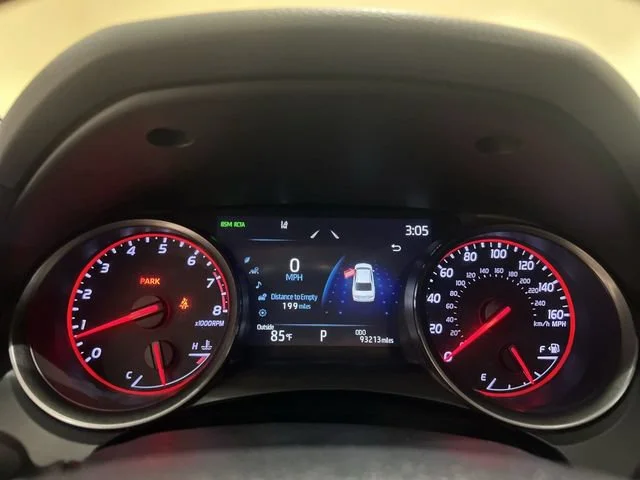 2022 Toyota Camry XSE - Photo 11