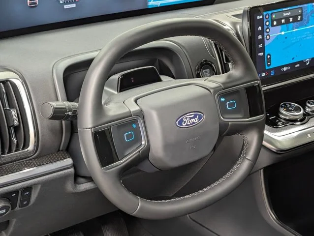 New 2027 Agate Black Metallic Ford Platinum image 40