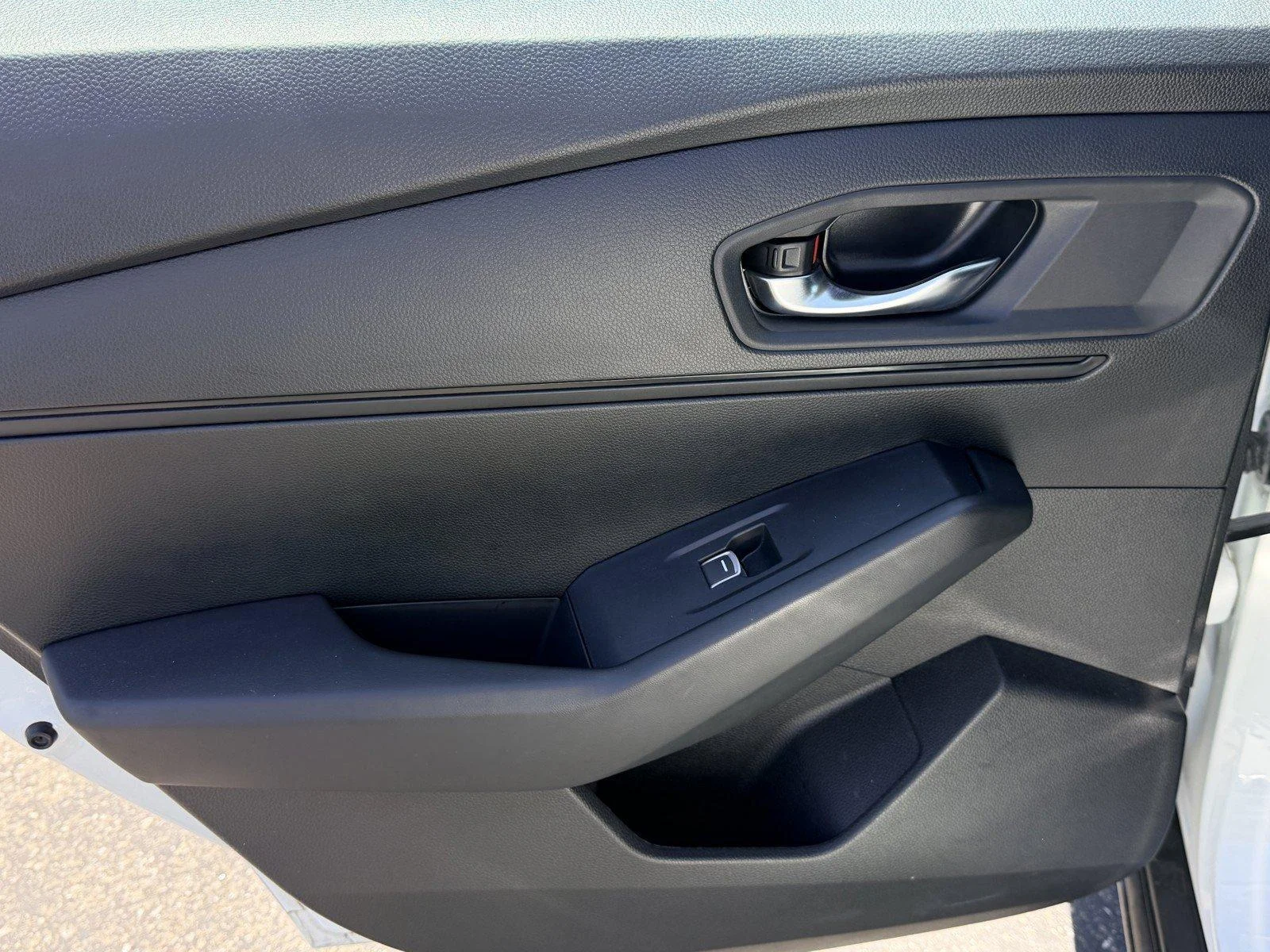 Used 2024  Honda EX image 15