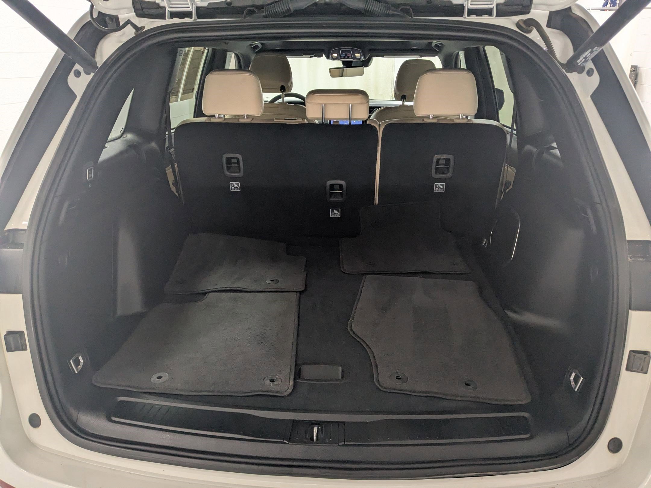 Used 2022 Bright White Clearcoat Jeep 4xe image 23