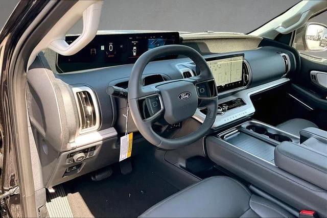 New 2027 Black Ford Active image 5