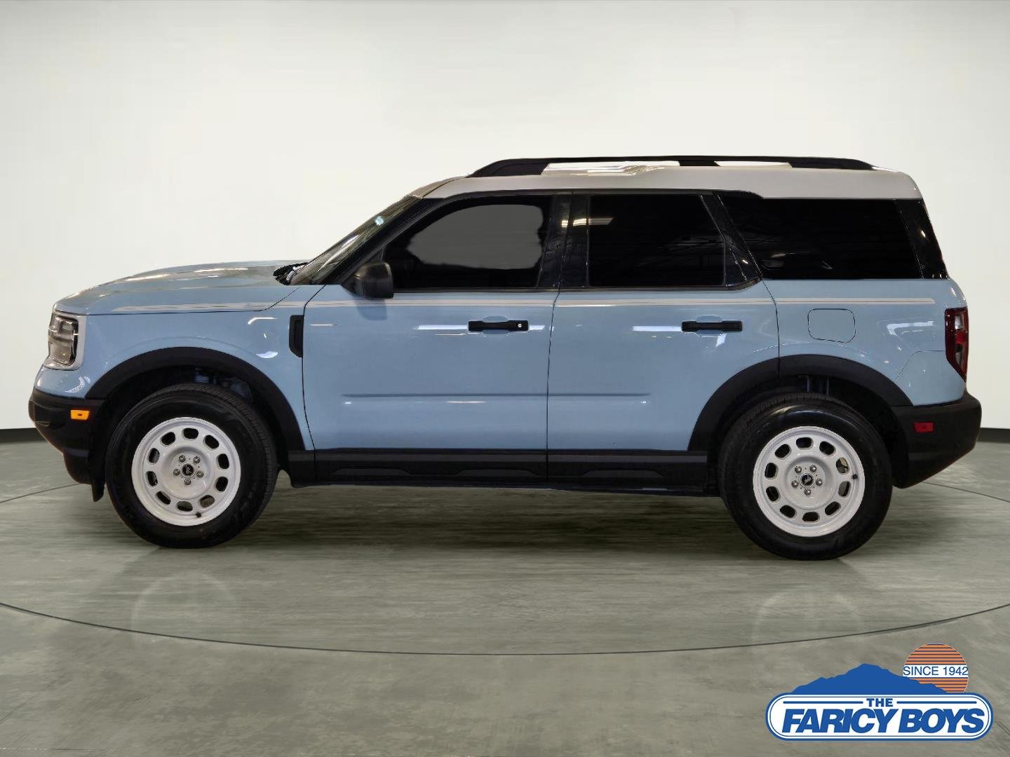 Used 2023 Robins Egg Blue Ford Heritage image 2
