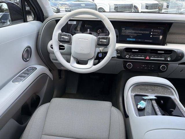 New 2027 Blue Hyundai SE FWD image 19