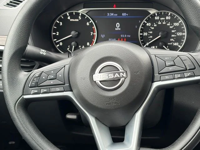 2025 Nissan Altima SV - Photo 25