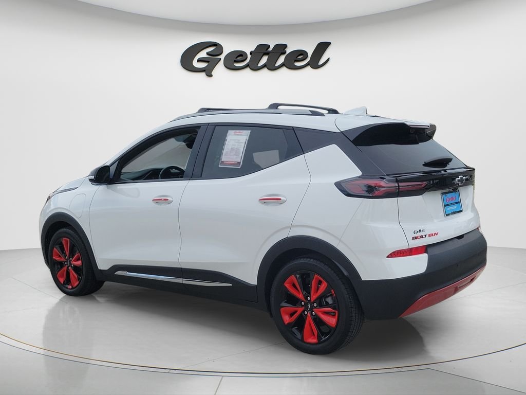 Used 2023 White Chevrolet Premier image 7