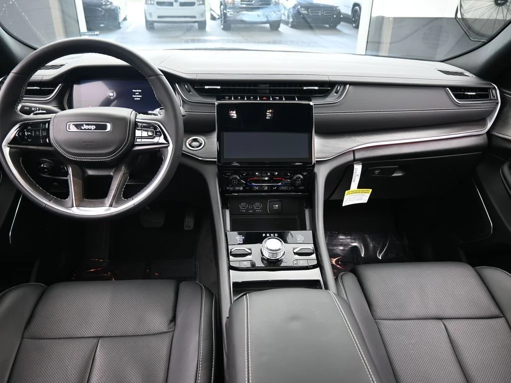 2024 Jeep Grand Cherokee Overland - Photo 43