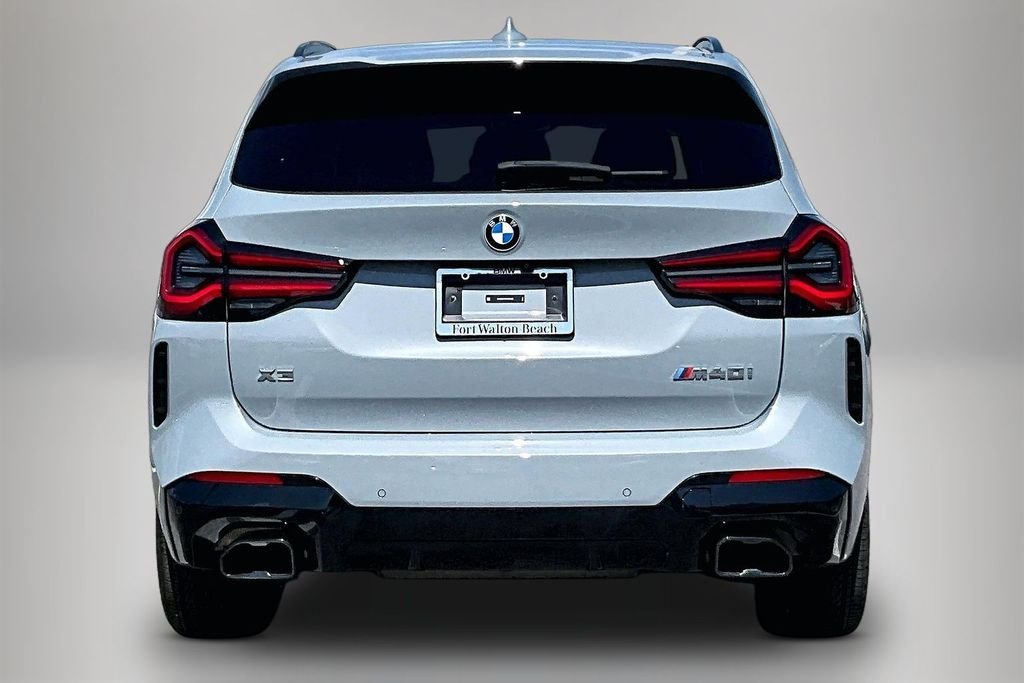 Used 2024 Gray BMW M40i image 6