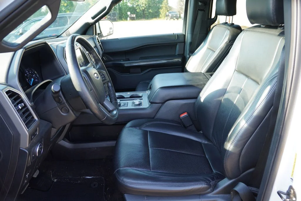 Used 2020 White Ford XLT image 4