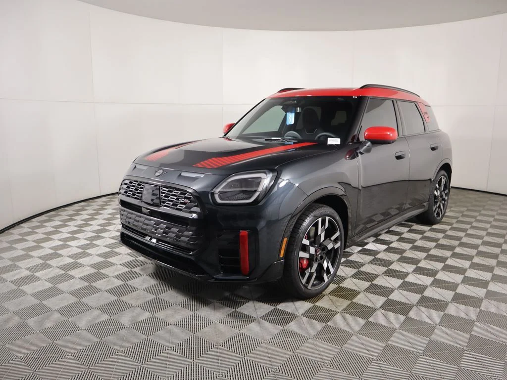 2026 MINI Countryman JCW ALL4's photo