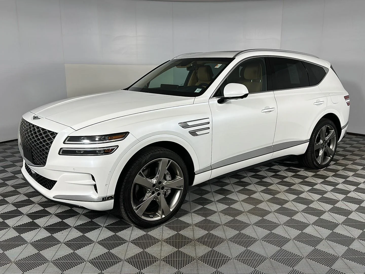 Used 2023 Uyuni White Genesis 2.5T image 4