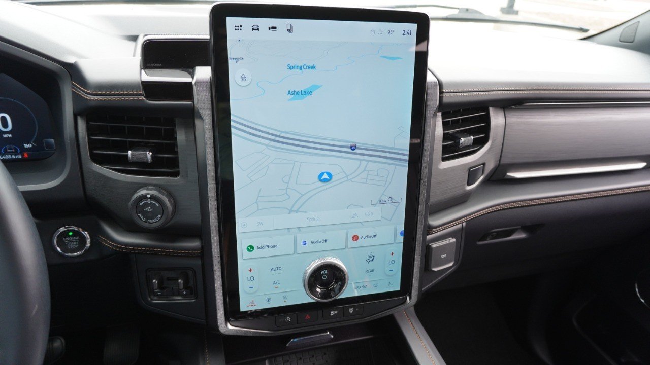 Used 2024 White Ford Platinum image 16