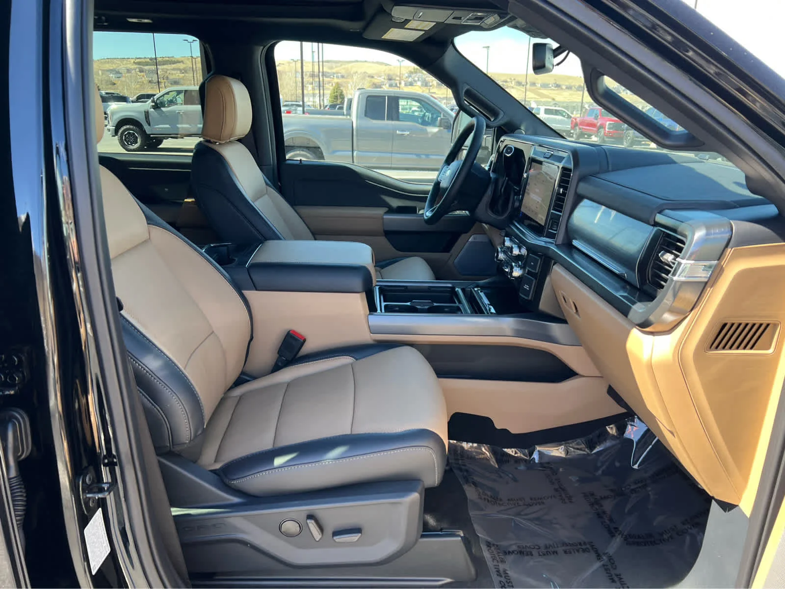 New 2026 Agate Black Metallic Ford F-350® Lariat® image 18
