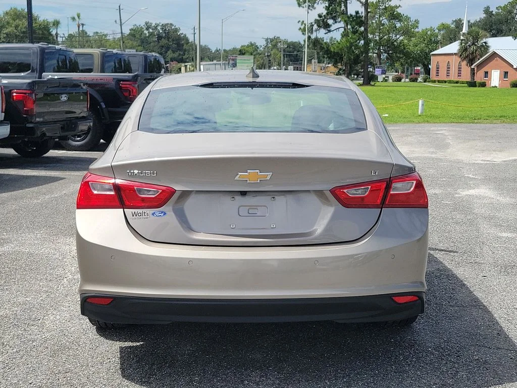 Used 2024 Gray Chevrolet LT image 7