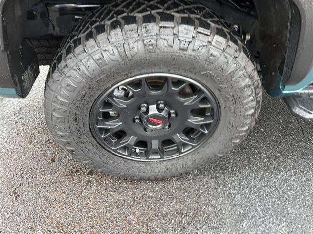 Certified Used 2025 EVEREST Toyota  image 40