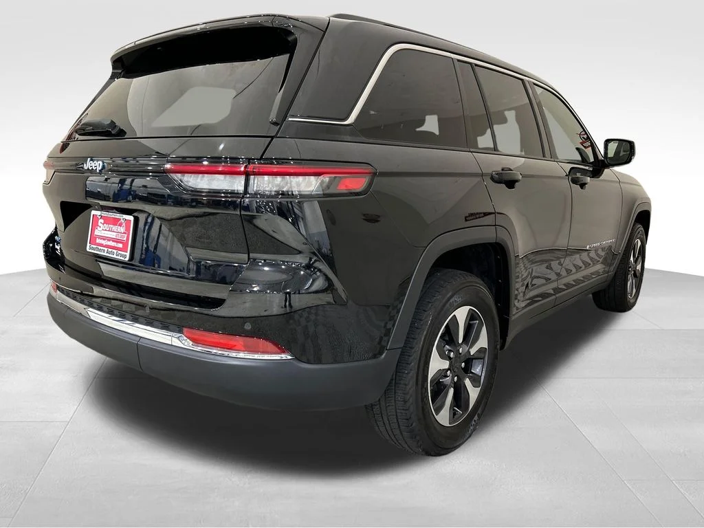 Used 2024 Black Jeep 4xe image 5