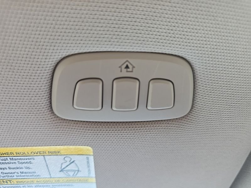Used 2022 Blue Ford Limited image 21
