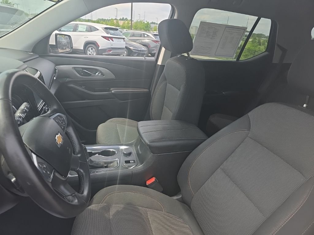 Used 2018 White Chevrolet LT image 19