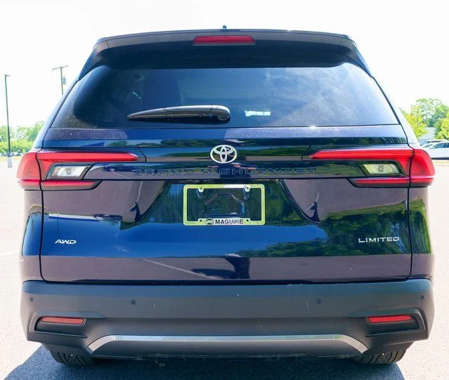 Used 2024 Blue Toyota  image 7