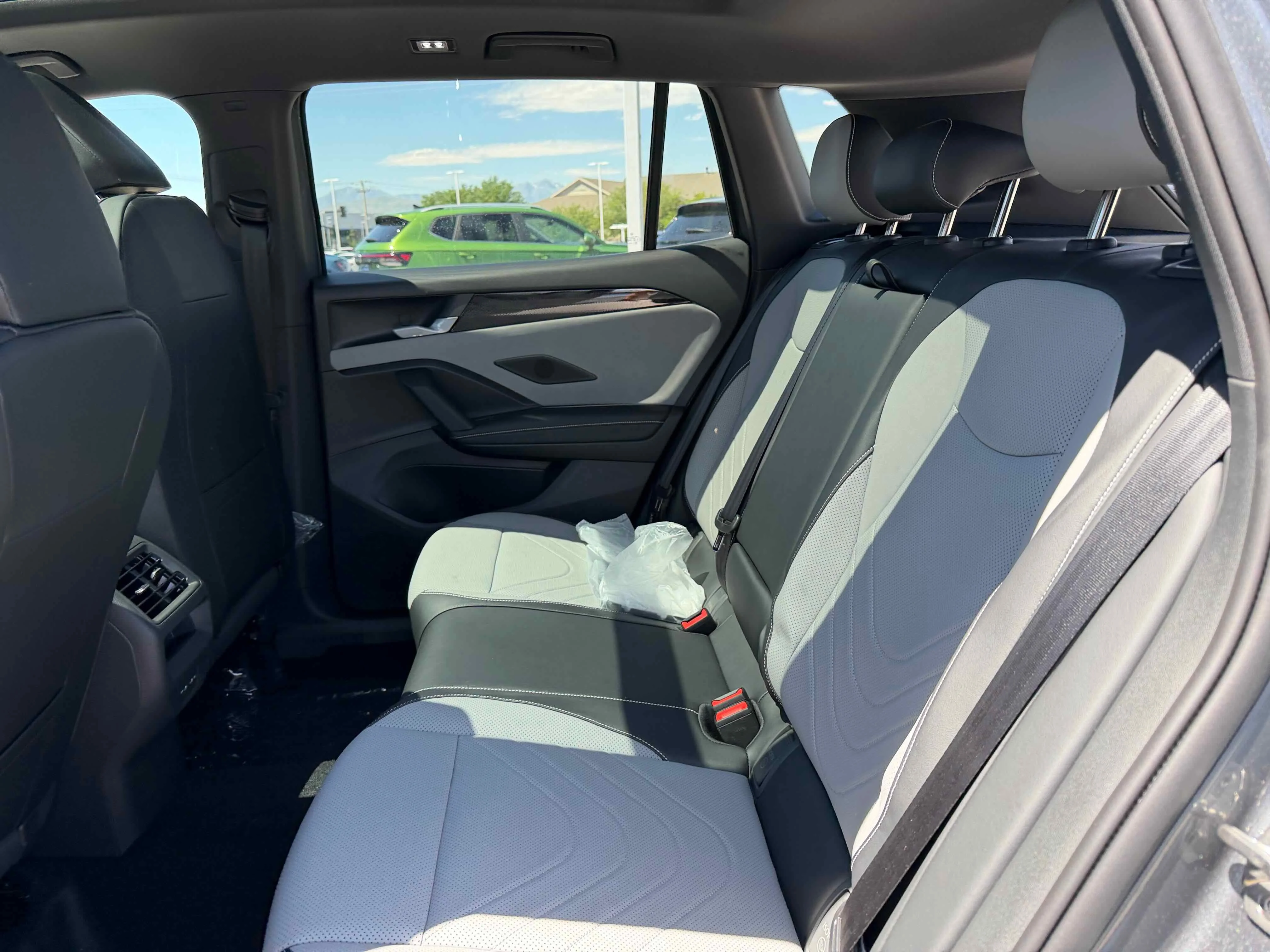 New 2026 Platinum Gray Volkswagen SE R-Line Black image 29