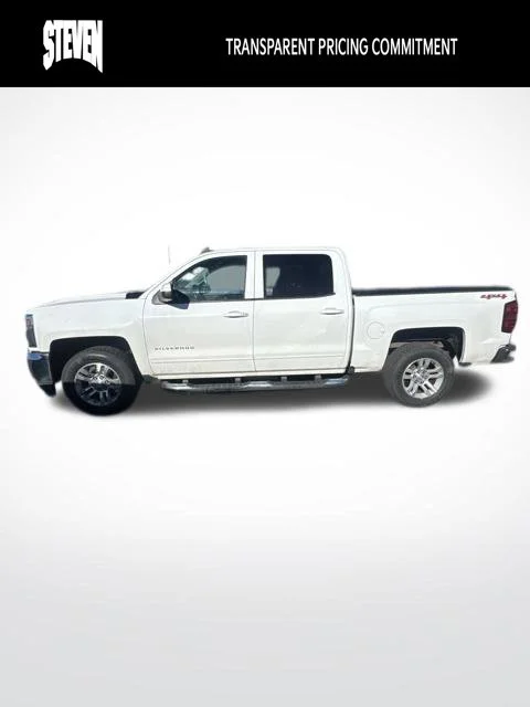 Used 2017 White Chevrolet LT image 3