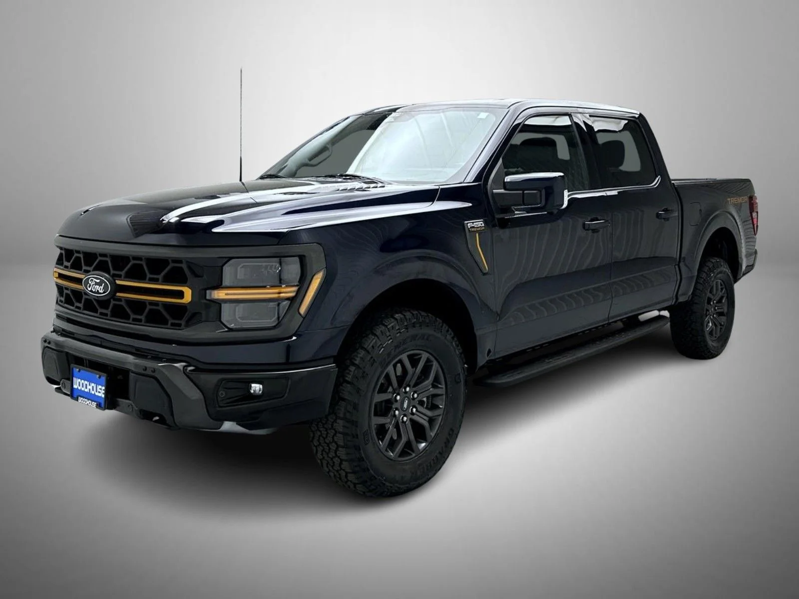 Used 2025 Blue Ford Tremor image 1
