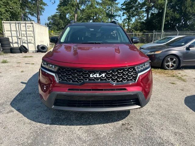 Used 2022 Red Kia S image 2