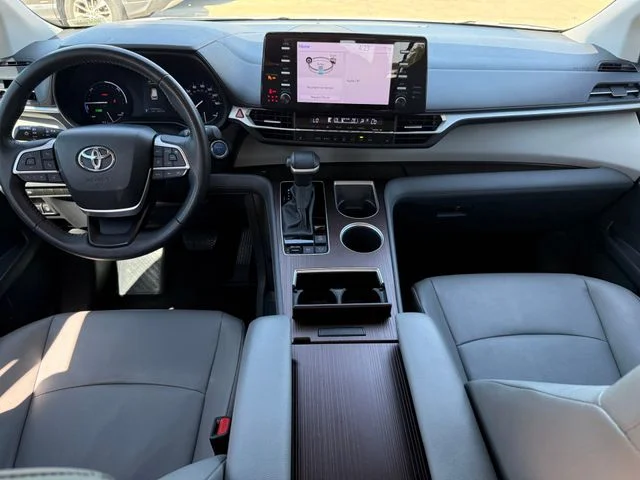 Certified Used 2024 WIND CHILL PEARL Toyota XLE image 27