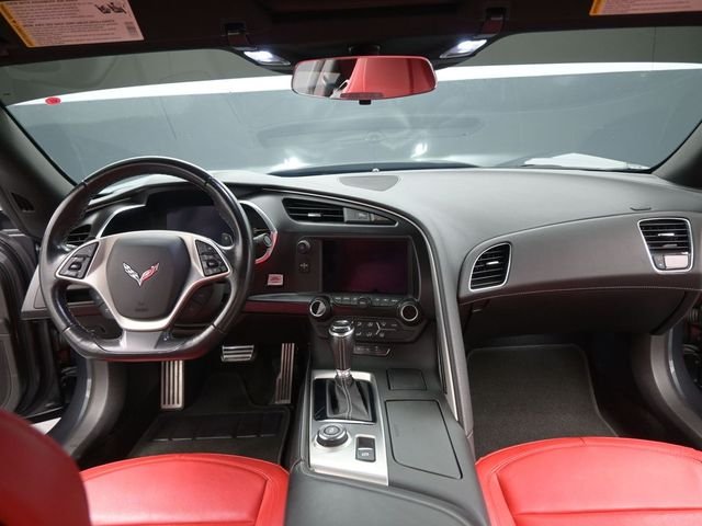 Used 2019 Gray Chevrolet Stingray Z51 image 25