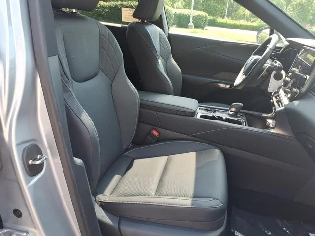 New 2026 Iridium Lexus PREMIUM AWD image 18