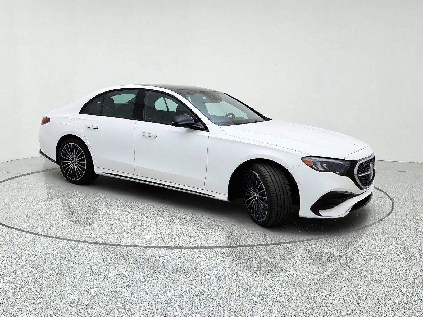 Certified Used 2026 Polar White Mercedes-Benz E 350 image 5