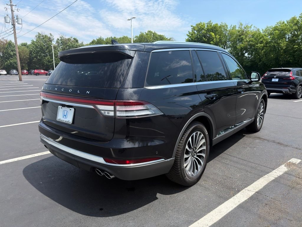 Used 2021 Black Lincoln Reserve image 5