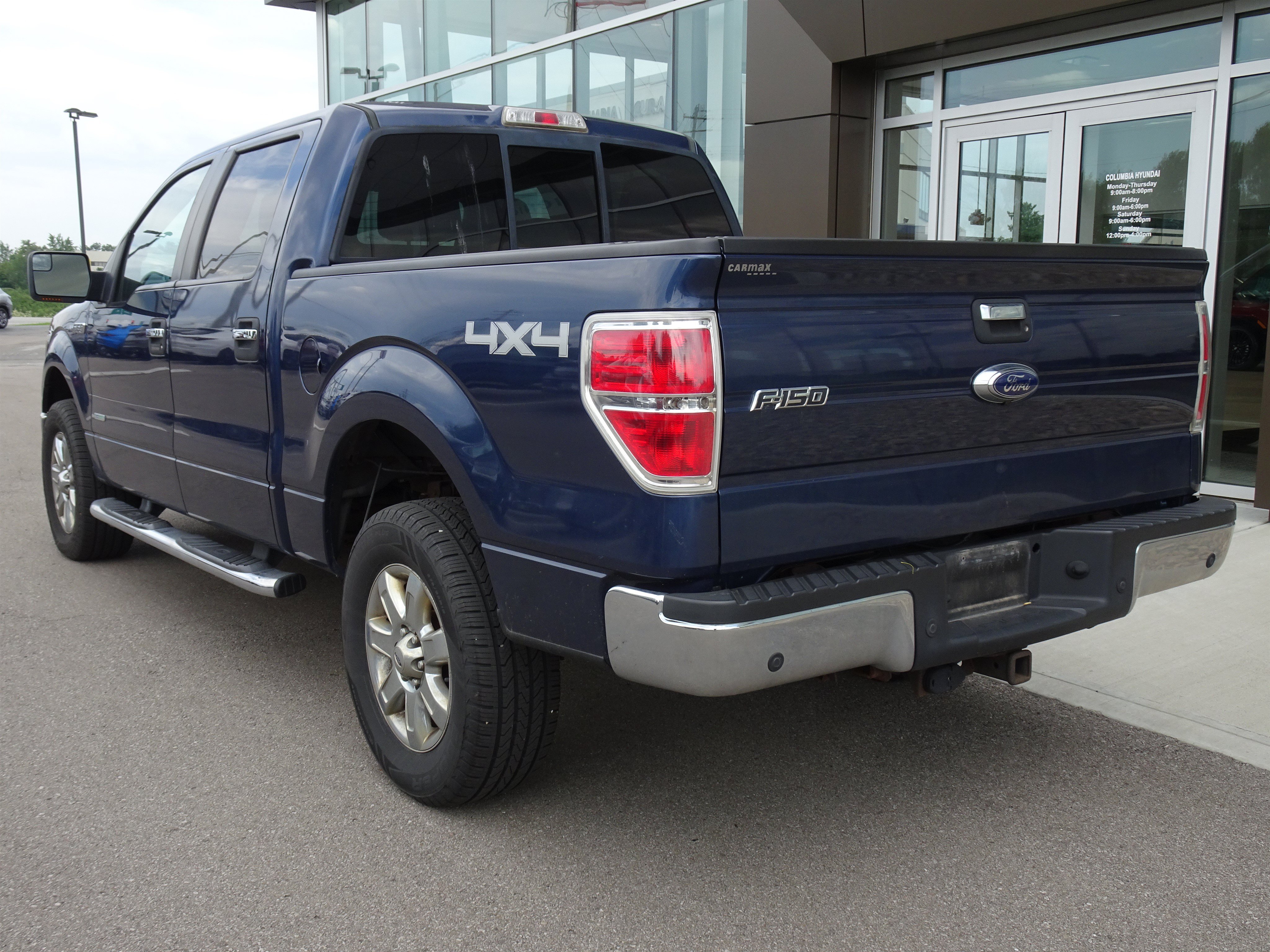 Used 2013 Blue Ford XLT image 3