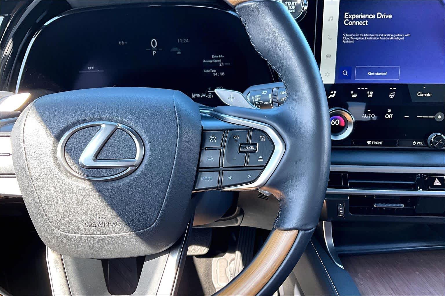 Used 2025 Eminent White Pearl Lexus Premium image 25
